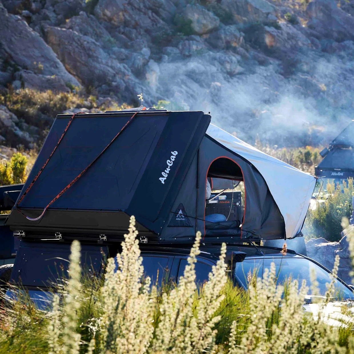 Alu-Cab RT-4S Rooftop Tent – 4 Person Hard Shell - Image 10