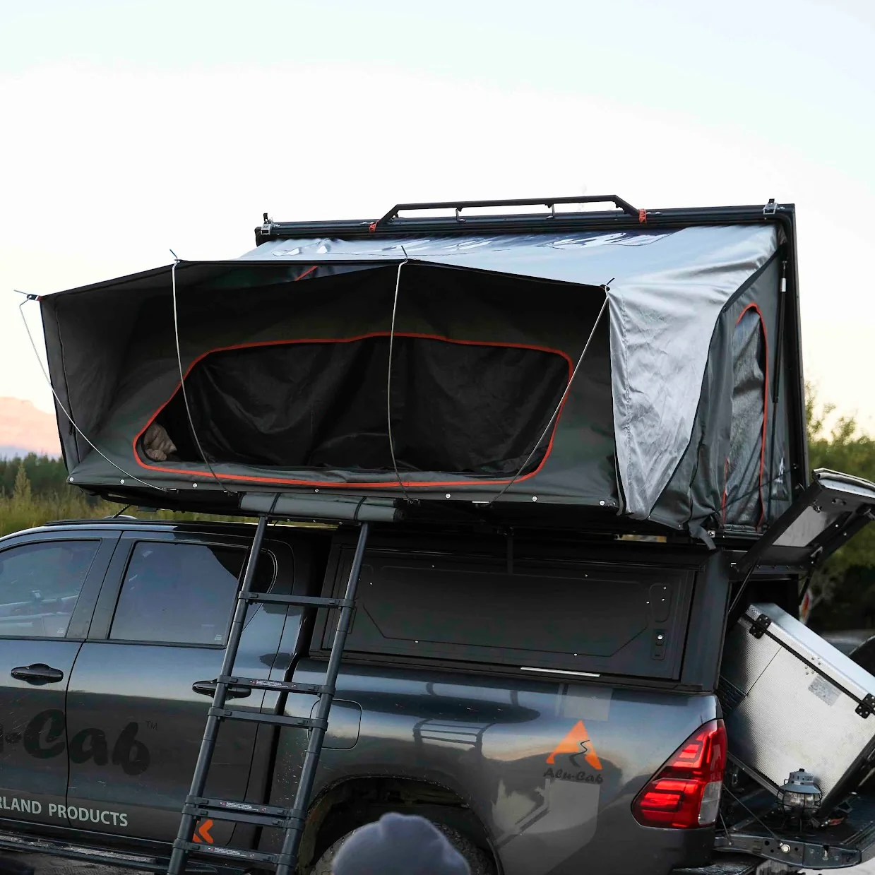 Alu-Cab RT-4S Rooftop Tent – 4 Person Hard Shell - Image 3