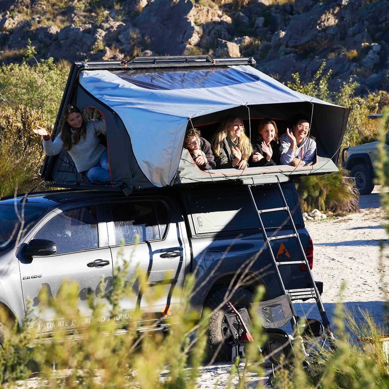 Alu-Cab RT-4S Rooftop Tent – 4 Person Hard Shell - Image 6