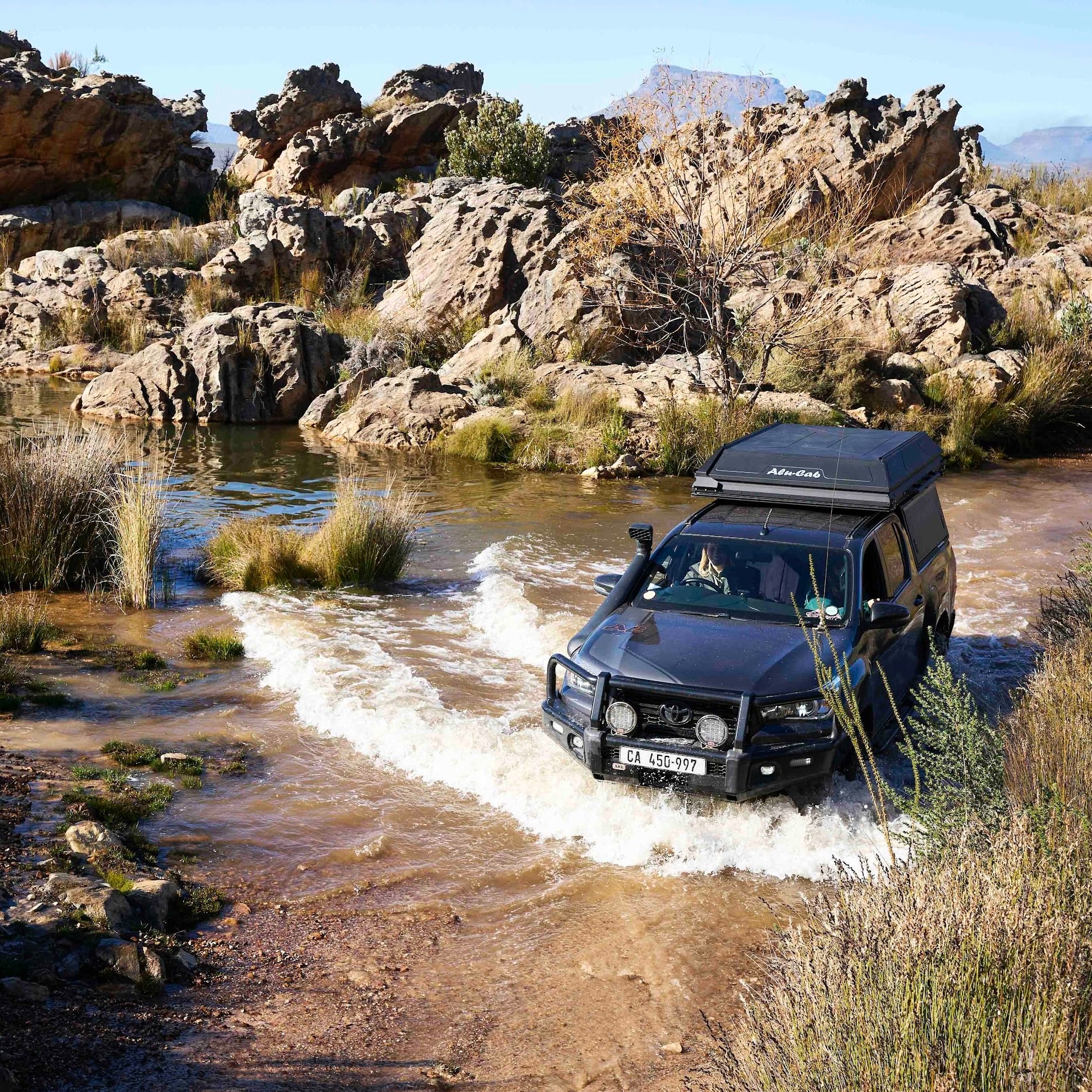 Alu-Cab RT-4S Rooftop Tent – 4 Person Hard Shell - Image 7