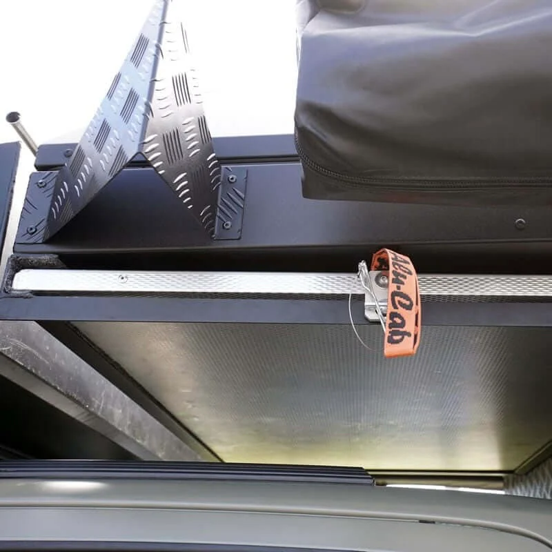 Khaya 4 Sleeper Camper - Image 7