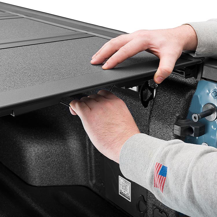 Chevy Colorado & GMC Canyon | Hard Folding Tonneau Cover - Image 6