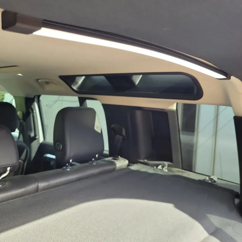 Defender Dual Colour Switchable Rear Loadspace LED - Image 3