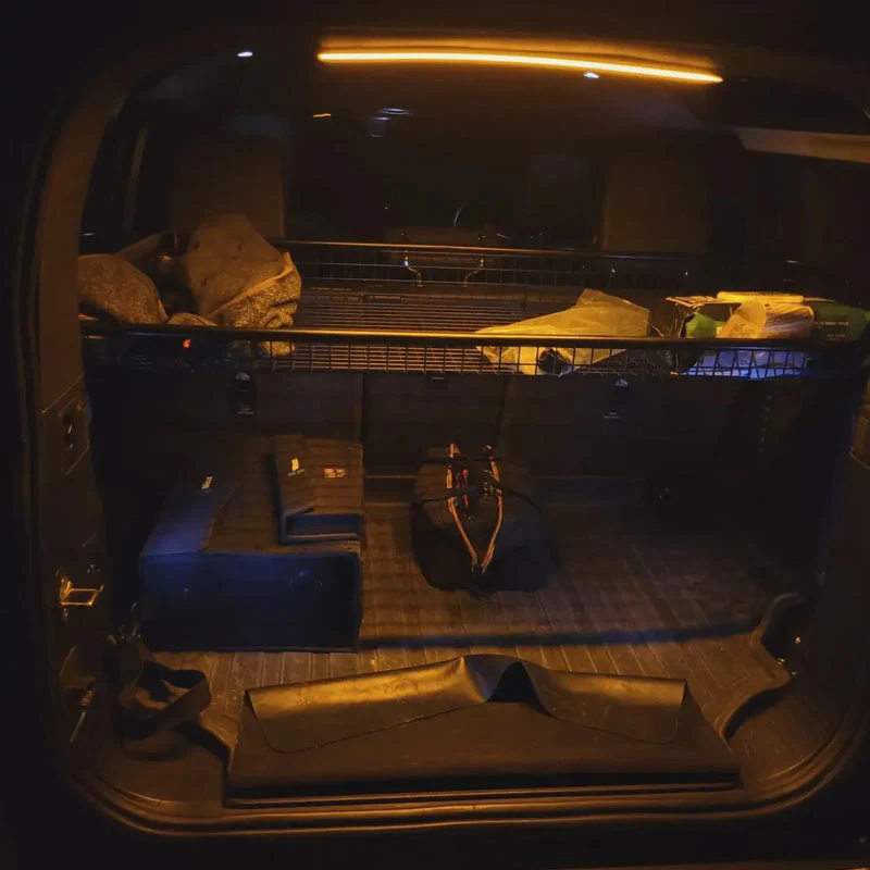 Defender Dual Colour Switchable Rear Loadspace LED - Image 5