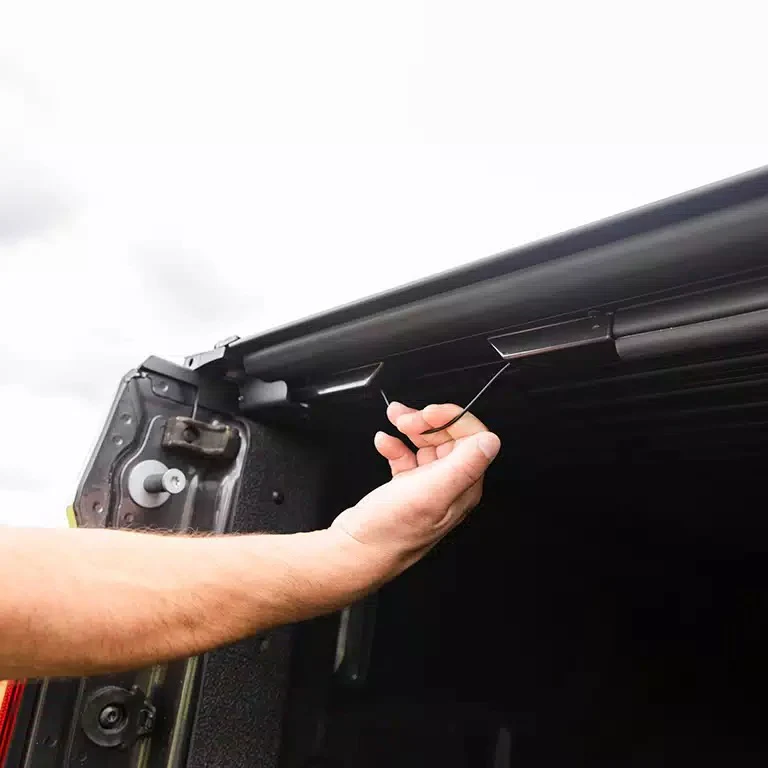 Jeep | Hard Rolling Tonneau Cover - Image 5