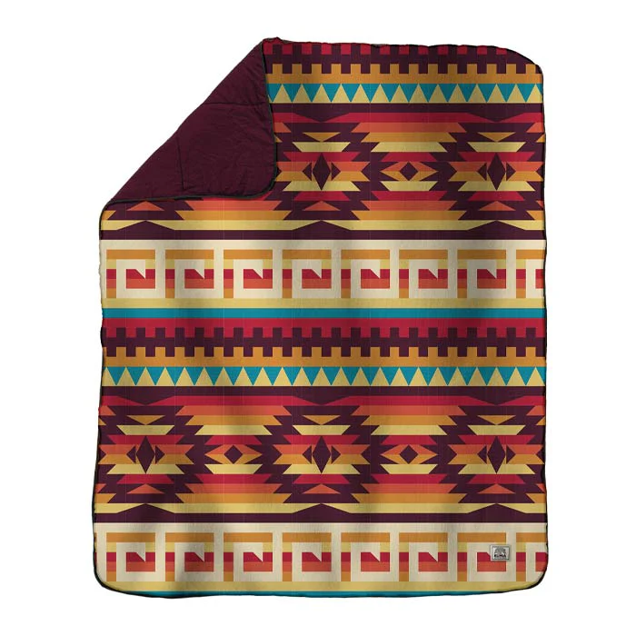 Kuma Kamp Blanket - Image 3