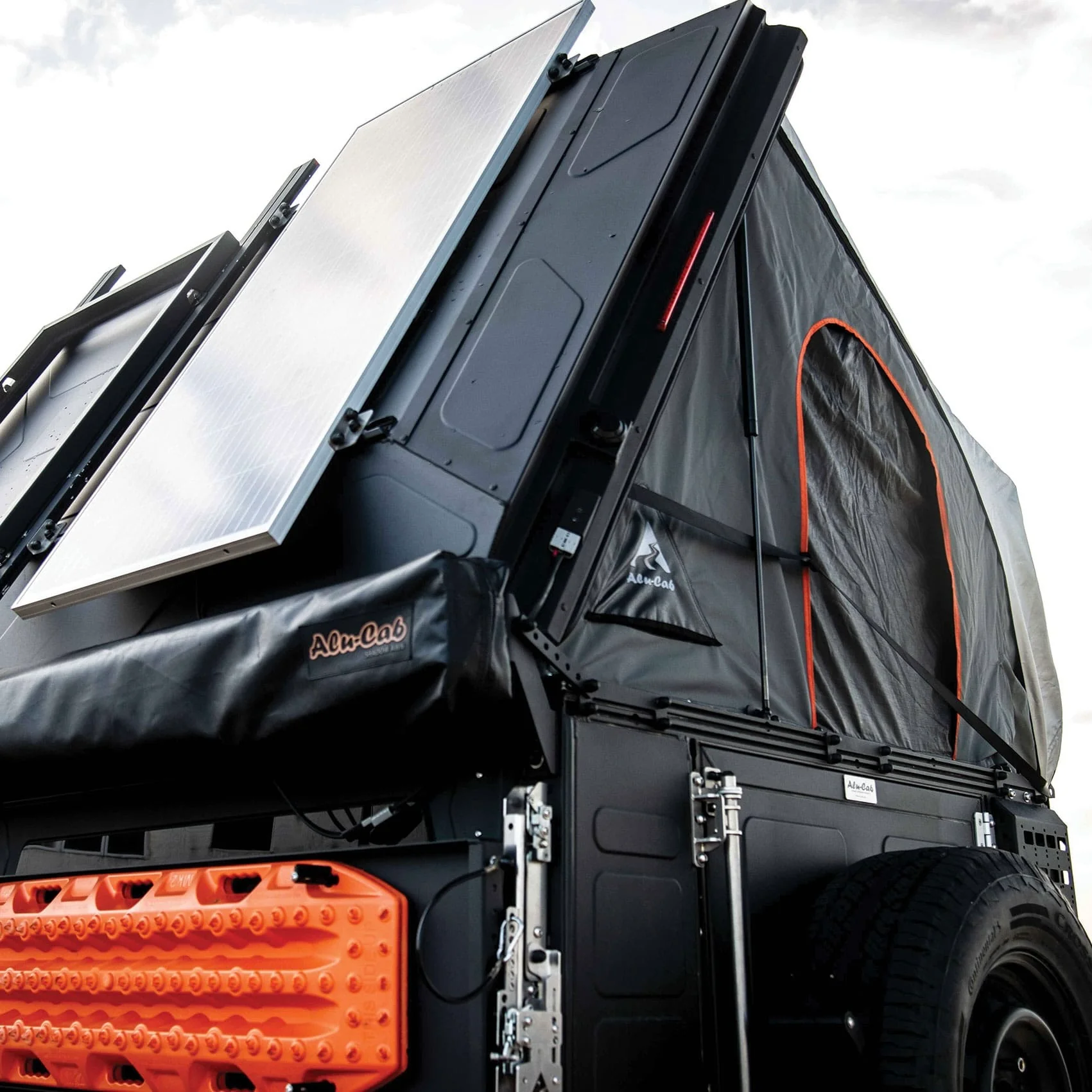 Alu-Cab ModCAP Family Camper - Image 5