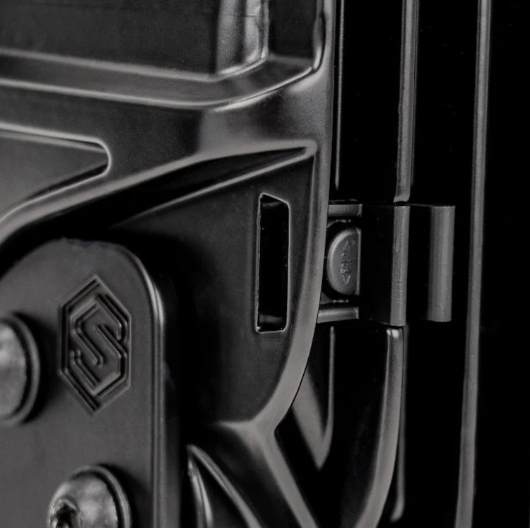 Sentinel 9" Elite with Position Light (Black) - Image 4