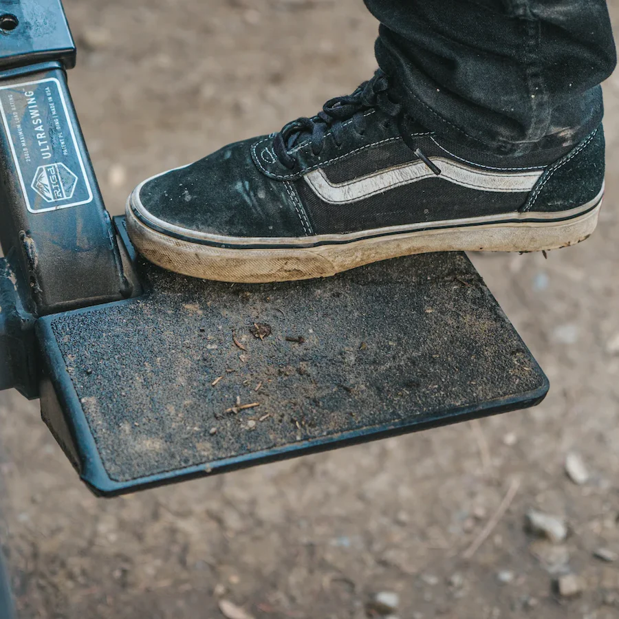 SKEP™ Skid Plate Hitch Step - Image 9