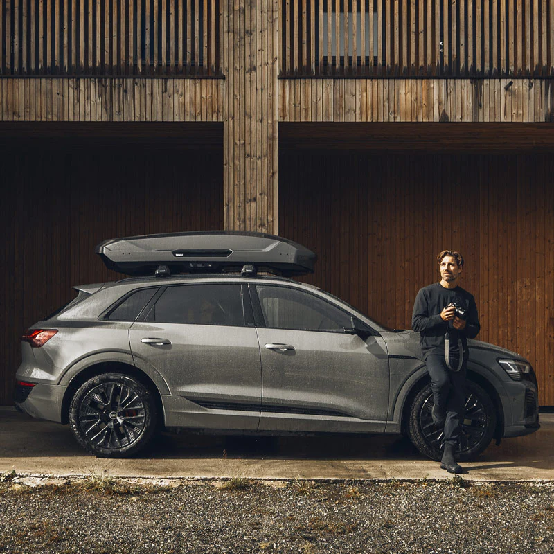 Thule Motion 3 Roof Top Cargo Box - Image 2