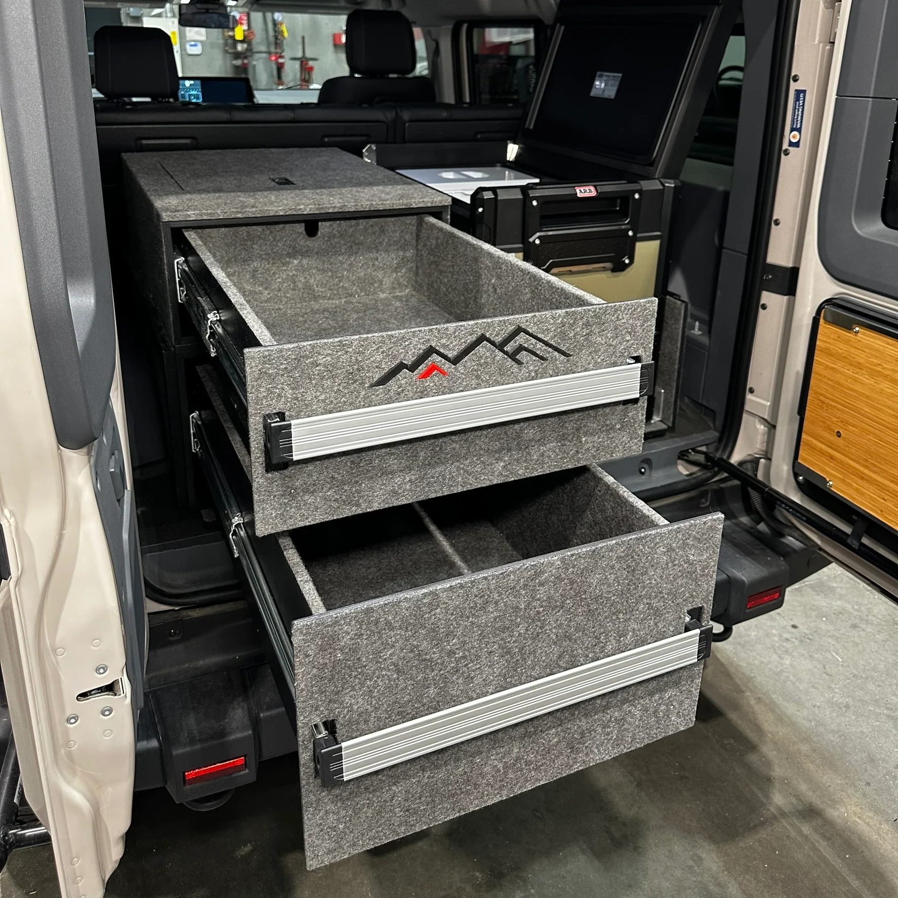 Vertical 2 Cargo Drawer System | INEOS Grenadier - Image 3